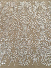 Dantela Couture Ivory geometriai mintával, gyöngyökkel és flitterekkel